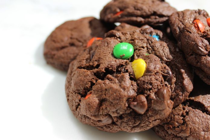 m&m's chocolate cookies