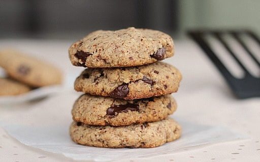 Chewy Paleo Chocolate Chip Cookies